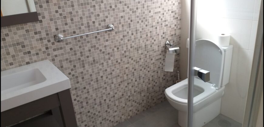 VV493 Chalet en una planta con piscina