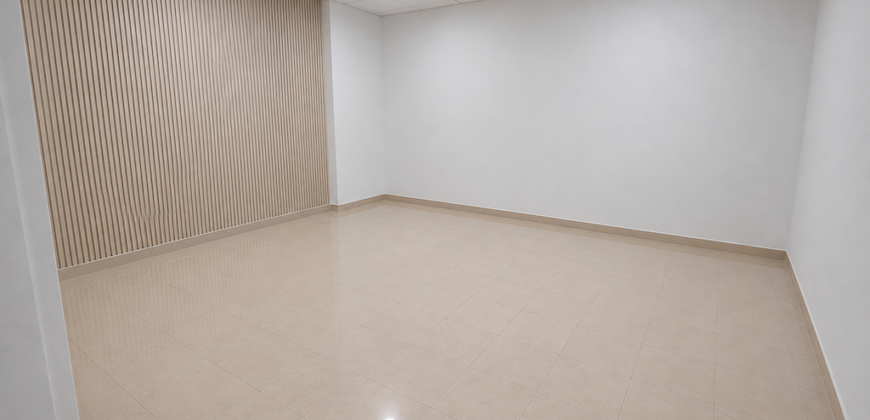 AL052 Local comercial adaptado Rota