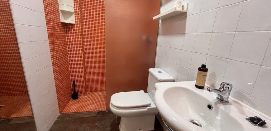 VV547 Apartamento con patio